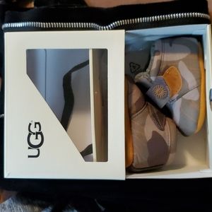 Ugg camo baby shoes